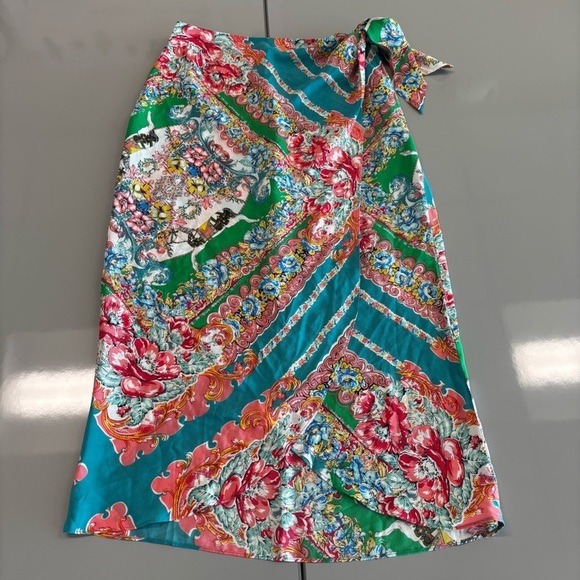 Maeve Anthropologie Bette Wrap Skirt. Size 4 - Picture 2 of 16